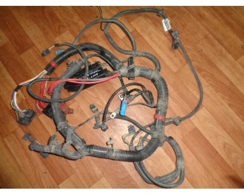 Проводка коса Renault Clio II/Symbol 1998-2008 (240113053R)- купить на ➦ А50-Авторазбор по цене 300.00р.. Отправка в регионы.