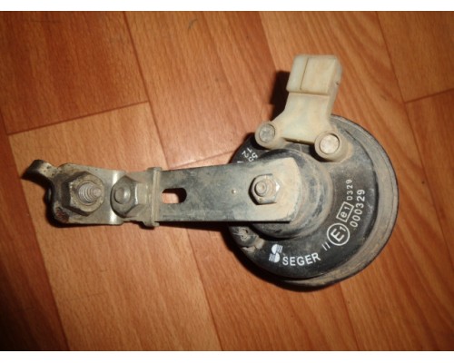 Сигнал звуковой Renault Logan 2005-2014 (8200834492)- купить на ➦ А50-Авторазбор по цене 300.00р.. Отправка в регионы.