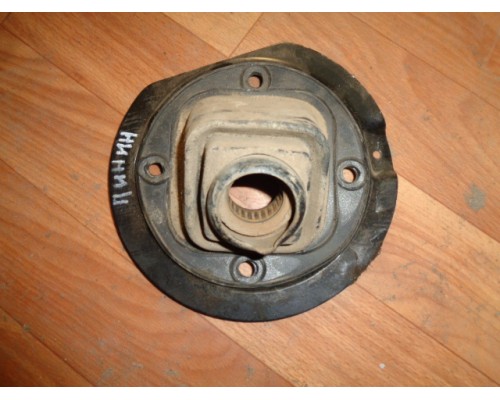 Кожух рулевой колонки Mitsubishi Pajero Pinin H6,H7 1998-2006 ()- купить на ➦ А50-Авторазбор по цене 800.00р.. Отправка в регионы.