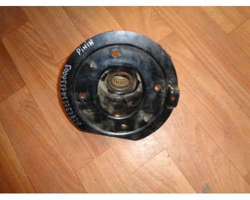 Кожух рулевой колонки Mitsubishi Pajero Pinin H6,H7 1998-2006 ()- купить на ➦ А50-Авторазбор по цене 800.00р.. Отправка в регионы.