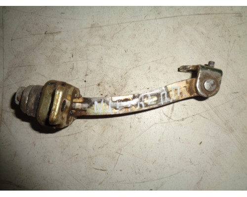 Ограничитель двери Daewoo Nubira 1997-1999 (96259088)- купить на ➦ А50-Авторазбор по цене 200.00р.. Отправка в регионы.