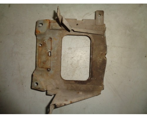 Крепление АКБ (корпус/подставка) Daewoo Nubira 1997-1999 ()- купить на ➦ А50-Авторазбор по цене 700.00р.. Отправка в регионы.