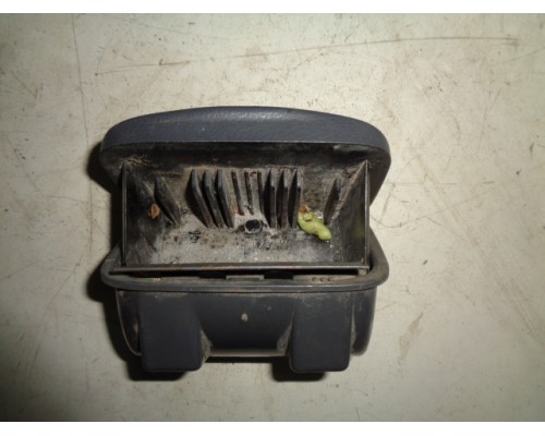 Пепельница Daewoo Nubira 1997-1999 ()- купить на ➦ А50-Авторазбор по цене 500.00р.. Отправка в регионы.