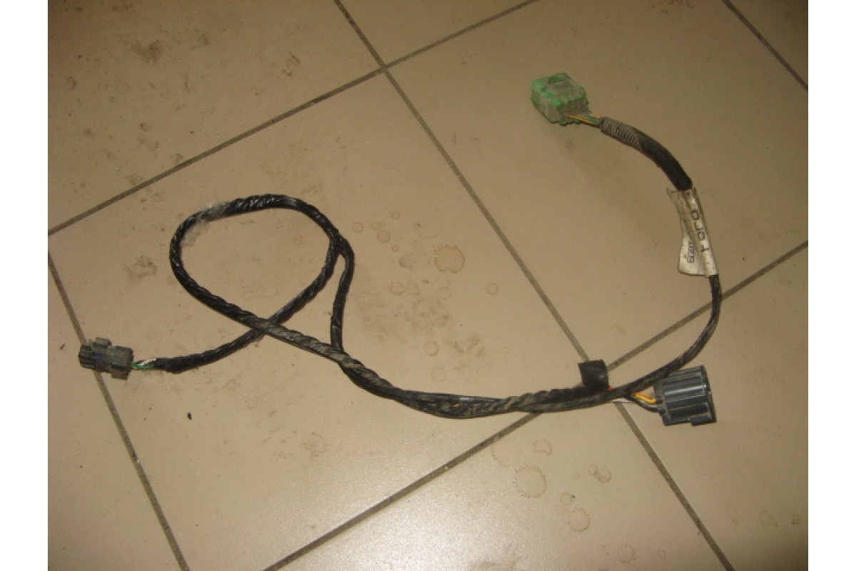 Крепление косы крышки багажника форд мондео 4. Коса багажника форд мондео. Коса багажника форд мондео. Коса проводки форд мондео. Проводка коса на багажник мондео 4.