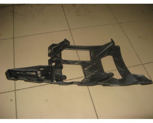 Кронштейн Ford Mondeo IV 2007-2015 (7S7117E857A)- купить на ➦ А50-Авторазбор по цене 600.00р.. Отправка в регионы.