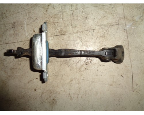 Ограничитель двери Hyundai I10 2007-2013 (794800X000)- купить на ➦ А50-Авторазбор по цене 150.00р.. Отправка в регионы.