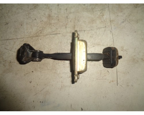 Ограничитель двери Chery Fora (A21) 2006-2010 (A216209110)- купить на ➦ А50-Авторазбор по цене 100.00р.. Отправка в регионы.