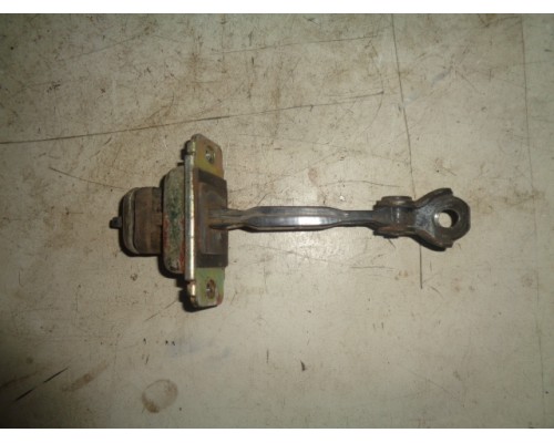 Ограничитель двери Chery Fora (A21) 2006-2010 (A216209110)- купить на ➦ А50-Авторазбор по цене 100.00р.. Отправка в регионы.