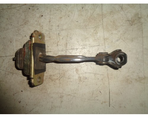 Ограничитель двери Chery Fora (A21) 2006-2010 (A216209110)- купить на ➦ А50-Авторазбор по цене 100.00р.. Отправка в регионы.