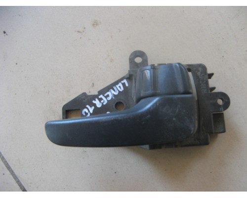 Ручка двери внутренняя Mitsubishi Lancer X CX, CY,CZ 2007-2017 ()- купить на ➦ А50-Авторазбор по цене 200.00р.. Отправка в регионы.