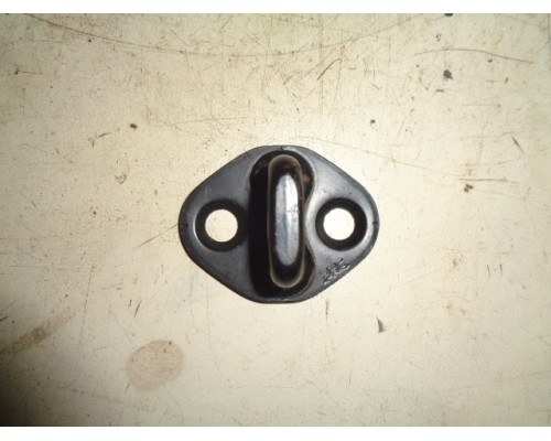 Ответная часть замка двери Hyundai I10 2007-2013 (813501C010)- купить на ➦ А50-Авторазбор по цене 50.00р.. Отправка в регионы.