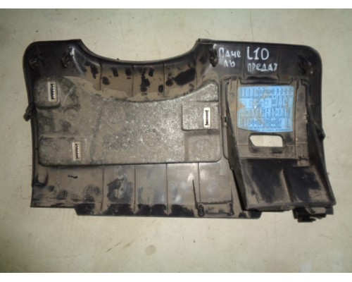 Накладка (кузов внутри) Hyundai I10 2007-2013 ()- купить на ➦ А50-Авторазбор по цене 500.00р.. Отправка в регионы.