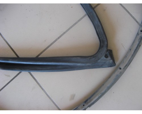 Уплотнитель (наружный) Honda CR-V I 1996-2002 ()- купить на ➦ А50-Авторазбор по цене 500.00р.. Отправка в регионы.