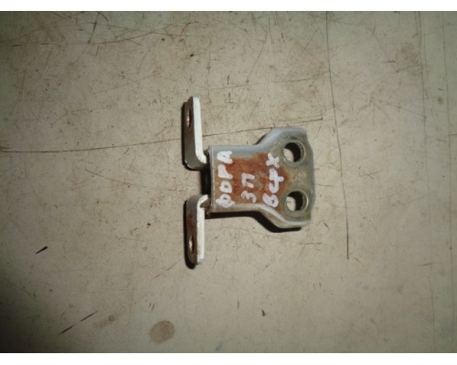 Петля двери задней правой верхняя Chery Fora (A21) 2006-2010 (A216206010DY)- купить на ➦ А50-Авторазбор по цене 100.00р.. Отправка в регионы.