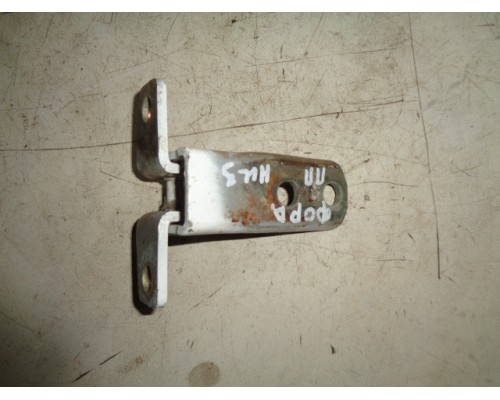 Петля двери передней правой нижняя Chery Fora (A21) 2006-2010 (A216106010)- купить на ➦ А50-Авторазбор по цене 50.00р.. Отправка в регионы.