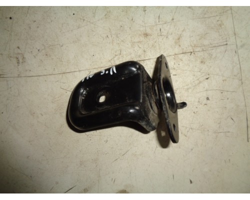 Кронштейн Hyundai I10 2007-2013 ()- купить на ➦ А50-Авторазбор по цене 300.00р.. Отправка в регионы.