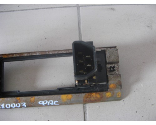 Накладка (кузов внутри) Ford America Aerostar 1986-1997 ()- купить на ➦ А50-Авторазбор по цене 1000.00р.. Отправка в регионы.