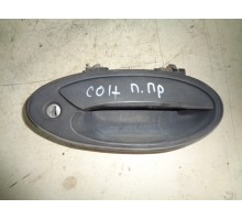 Ручка двери наружняя Mitsubishi Colt 1992-1996