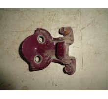 Петля двери задней правой нижняя Mitsubishi Colt 1992-1996