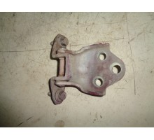 Петля двери передней левой верхняя Mitsubishi Colt 1992-1996