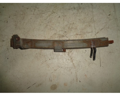 Направляющие стекла Mitsubishi Colt 1992-1996 (MB830146)- купить на ➦ А50-Авторазбор по цене 300.00р.. Отправка в регионы.