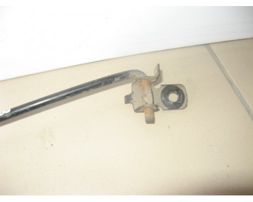 Держатель капота Ford America Aerostar 1986-1997 ()- купить на ➦ А50-Авторазбор по цене 500.00р.. Отправка в регионы.