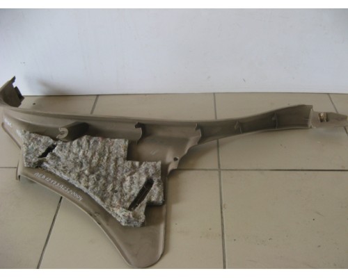 Обшивка стойки Ford America Aerostar 1986-1997 ()- купить на ➦ А50-Авторазбор по цене 700.00р.. Отправка в регионы.