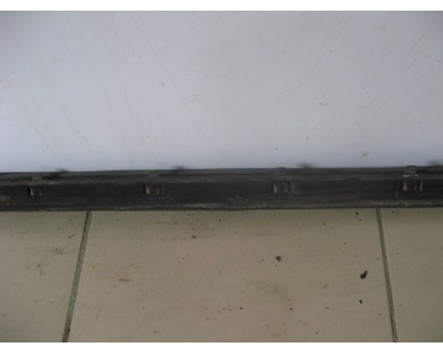 Накладка двери Ford America Aerostar 1986-1997 ()- купить на ➦ А50-Авторазбор по цене 500.00р.. Отправка в регионы.