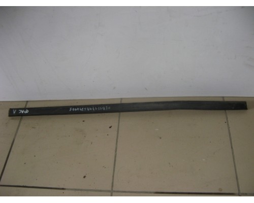 Накладка стекла переднего левого Ford America Aerostar 1986-1997 ()- купить на ➦ А50-Авторазбор по цене 500.00р.. Отправка в регионы.