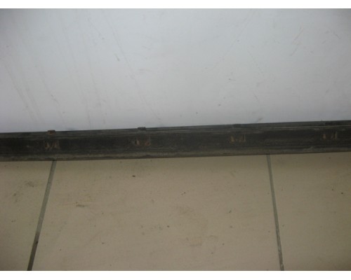 Накладка двери Ford America Aerostar 1986-1997 ()- купить на ➦ А50-Авторазбор по цене 500.00р.. Отправка в регионы.