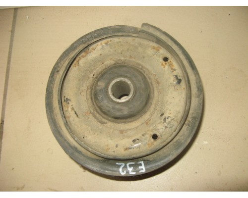 Опора переднего амортизатора левая/правая BMW 7-серия E32 1986-1994 ()- купить на ➦ А50-Авторазбор по цене 1000.00р.. Отправка в регионы.