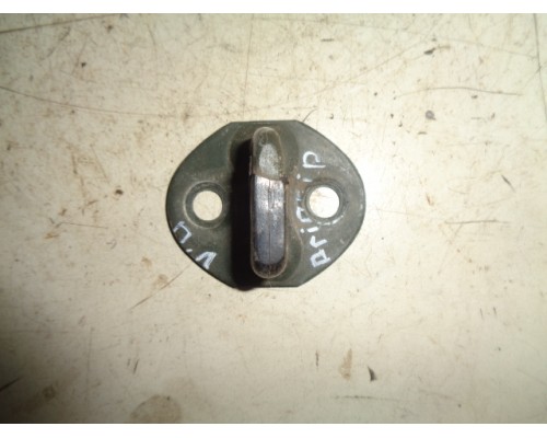 Ответная часть замка двери Hafei PRINCIP HFJ7161 2004-2010 ()- купить на ➦ А50-Авторазбор по цене 150.00р.. Отправка в регионы.