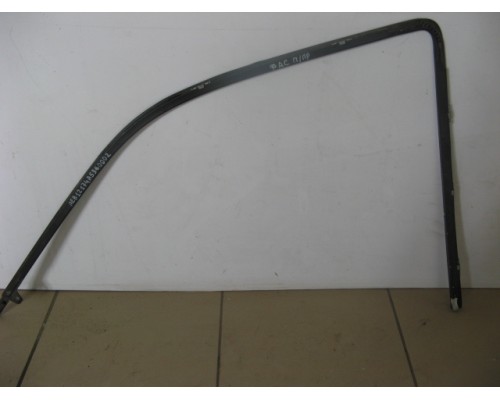 Накладка стекла переднего правого Ford America Aerostar 1986-1997 ()- купить на ➦ А50-Авторазбор по цене 1250.00р.. Отправка в регионы.