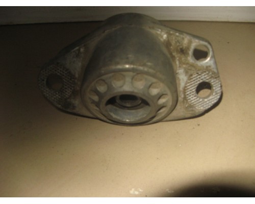 Опора заднего амортизатора Volkswagen Golf IV/Bora 1997-2005 ()- купить на ➦ А50-Авторазбор по цене 300.00р.. Отправка в регионы.