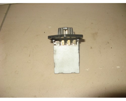 Резистор отопителя Hyundai Solaris/Accent IV 2010-2017 (971281R000)- купить на ➦ А50-Авторазбор по цене 200.00р.. Отправка в регионы.