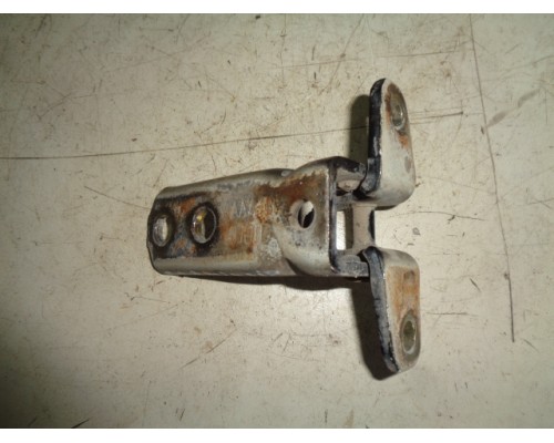 Петля двери Hafei PRINCIP HFJ7161 2004-2010 ()- купить на ➦ А50-Авторазбор по цене 100.00р.. Отправка в регионы.