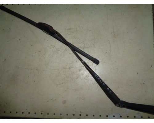 Поводок дворников передний левый/ правый Hafei PRINCIP HFJ7161 2004-2010 ()- купить на ➦ А50-Авторазбор по цене 400.00р.. Отправка в регионы.