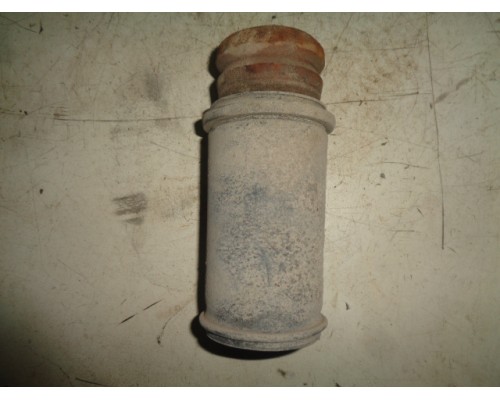 Отбойник переднего амортизатора Mitsubishi Colt 1992-1996 (MB303069)- купить на ➦ А50-Авторазбор по цене 150.00р.. Отправка в регионы.