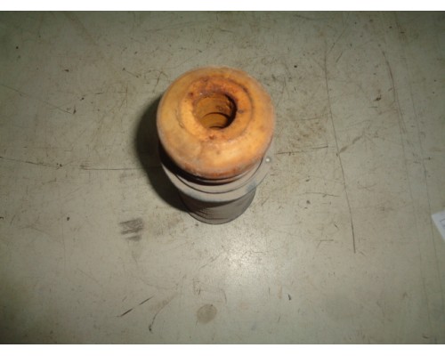 Отбойник переднего амортизатора Mitsubishi Colt 1992-1996 (MB303069)- купить на ➦ А50-Авторазбор по цене 150.00р.. Отправка в регионы.