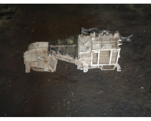 Корпус отопителя Mitsubishi Colt 1992-1996 (MR116186)- купить на ➦ А50-Авторазбор по цене 2000.00р.. Отправка в регионы.