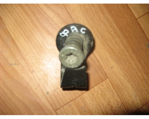 Ответная часть замка двери Ford America Aerostar 1986-1997 ()- купить на ➦ А50-Авторазбор по цене 300.00р.. Отправка в регионы.