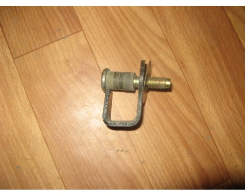 Ответная часть замка двери Ford America Aerostar 1986-1997 ()- купить на ➦ А50-Авторазбор по цене 300.00р.. Отправка в регионы.