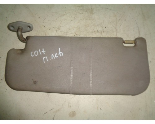 Козырек солнцезащитный Mitsubishi Colt 1992-1996 ()- купить на ➦ А50-Авторазбор по цене 450.00р.. Отправка в регионы.