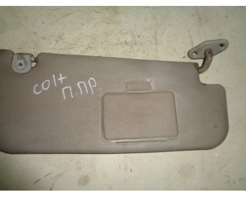 Козырек солнцезащитный Mitsubishi Colt 1992-1996 ()- купить на ➦ А50-Авторазбор по цене 450.00р.. Отправка в регионы.