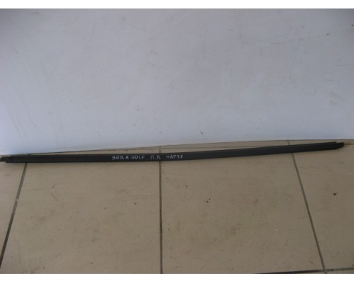 Накладка стекла переднего левого Volkswagen Bora 1998-2005 ()- купить на ➦ А50-Авторазбор по цене 450.00р.. Отправка в регионы.