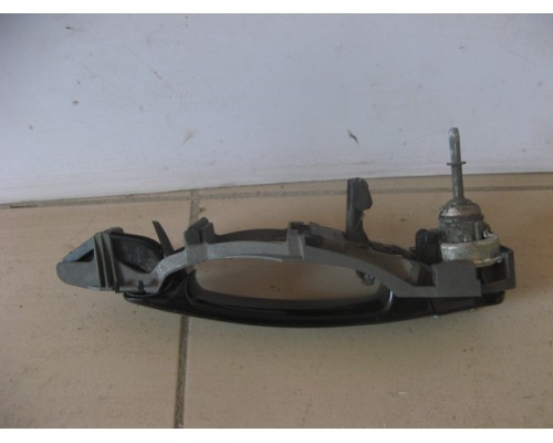 Ручка двери наружняя Volkswagen Bora 1998-2005 ()- купить на ➦ А50-Авторазбор по цене 900.00р.. Отправка в регионы.