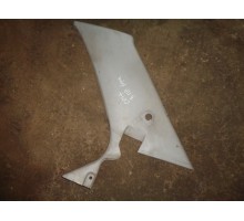 Обшивка стойки Mitsubishi Colt 1992-1996