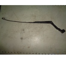 Поводок дворников передний левый/ правый Mitsubishi Colt 1992-1996