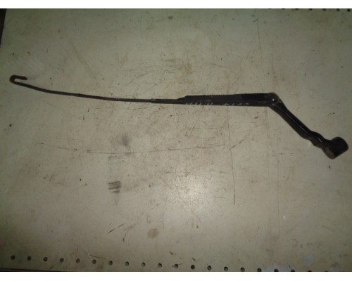 Поводок дворников передний левый/ правый Mitsubishi Colt 1992-1996 (MB944048)- купить на ➦ А50-Авторазбор по цене 400.00р.. Отправка в регионы.