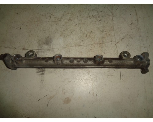 Рампа топливная (рейка) Mitsubishi Colt 1992-1996 ()- купить на ➦ А50-Авторазбор по цене 400.00р.. Отправка в регионы.